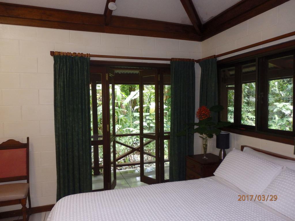 Daintree Deep Forest Lodge Кейп-Трибьюлейшн Экстерьер фото